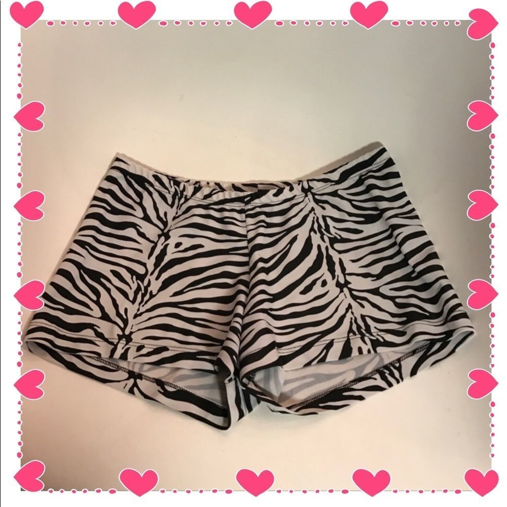 Funky Diva "hot pants"
